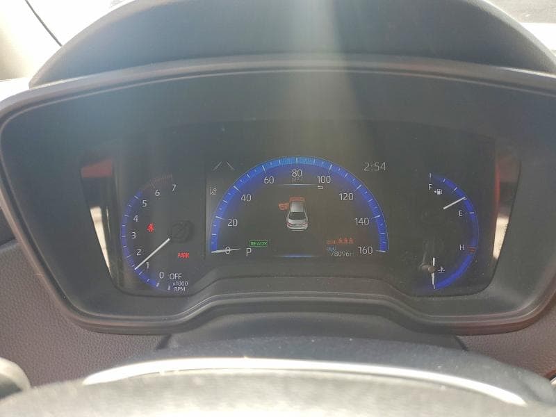 2021 TOYOTA COROLLA LE 9