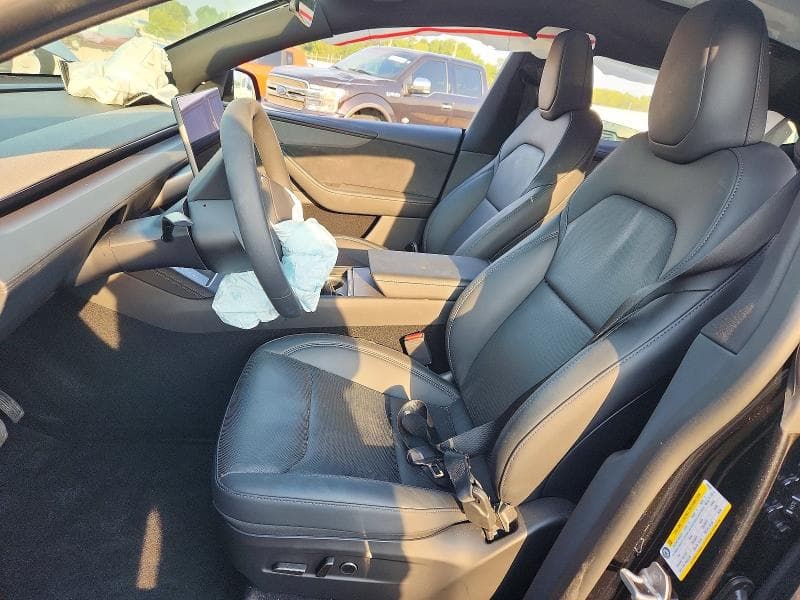 2026 TESLA MODEL Y 7