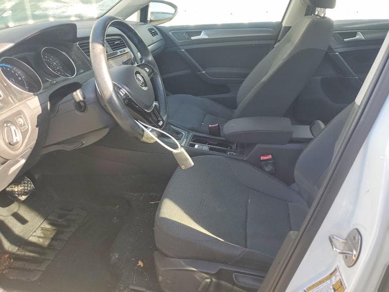 2017 VOLKSWAGEN E-GOLF SE 7