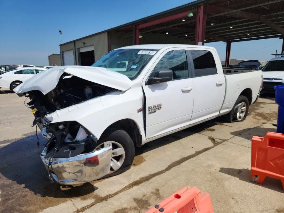 2019 RAM 1500 CLASSIC SLT - 1