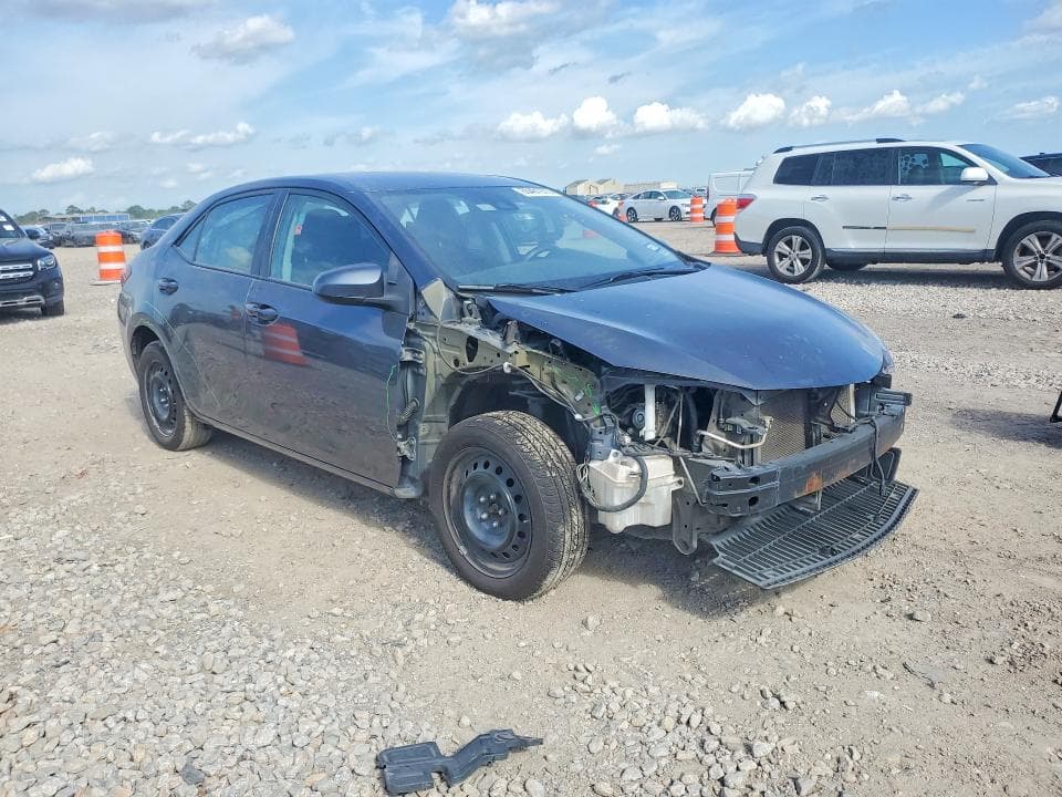 2017 TOYOTA COROLLA LE 4