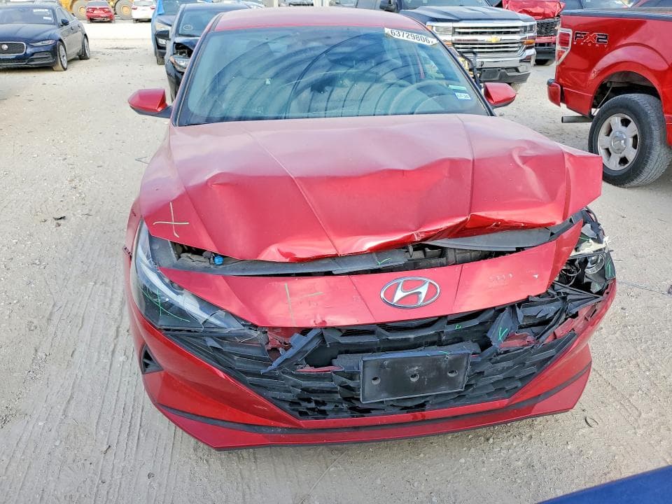 2021 HYUNDAI ELANTRA SE 5