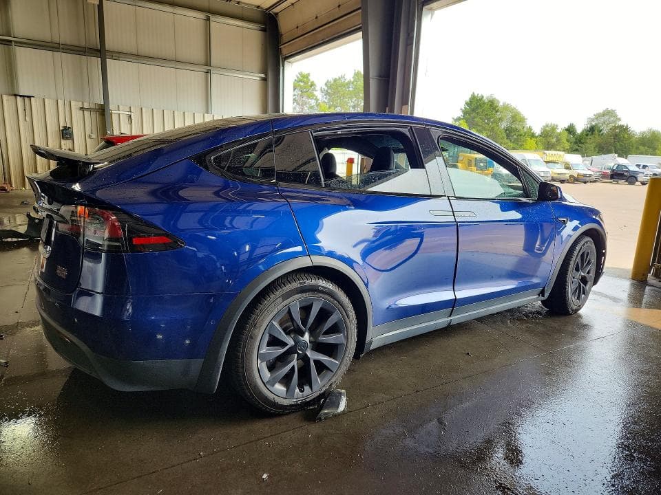 2022 TESLA MODEL X 3
