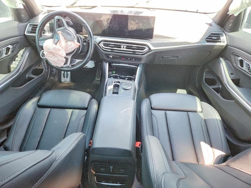 2023 BMW 330E 8