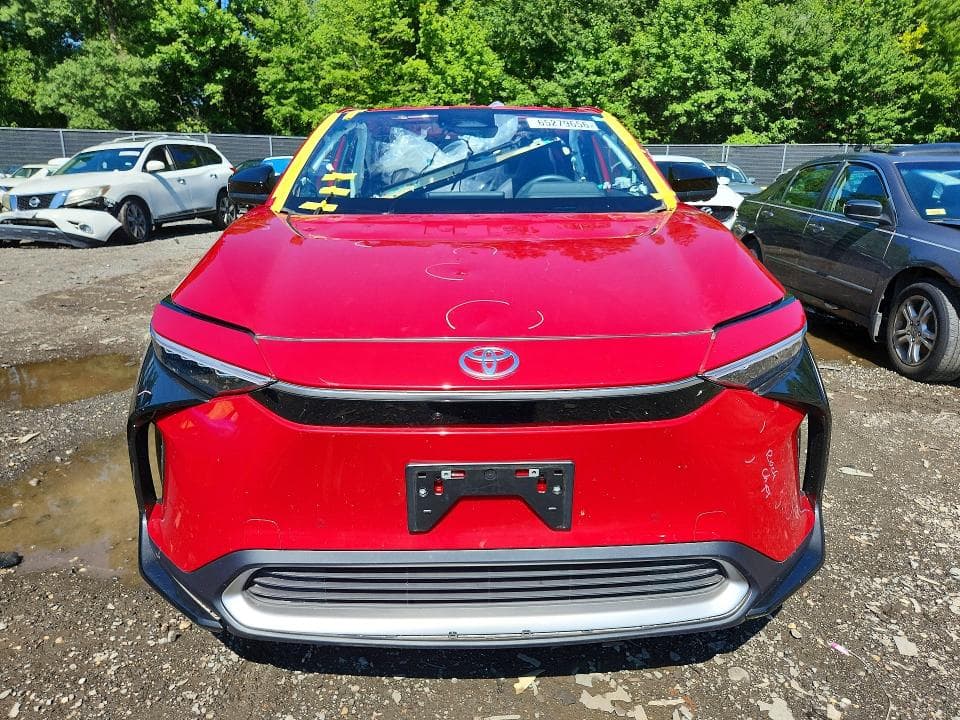 2024 TOYOTA BZ4X LIMITED 5