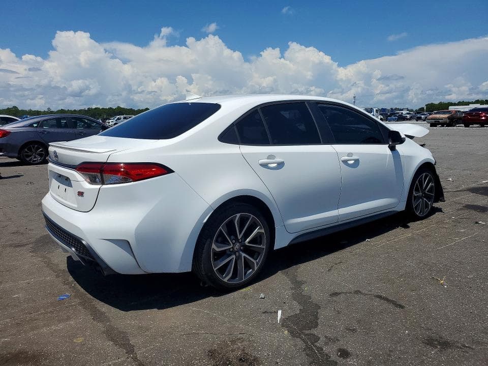2021 TOYOTA COROLLA SE 3
