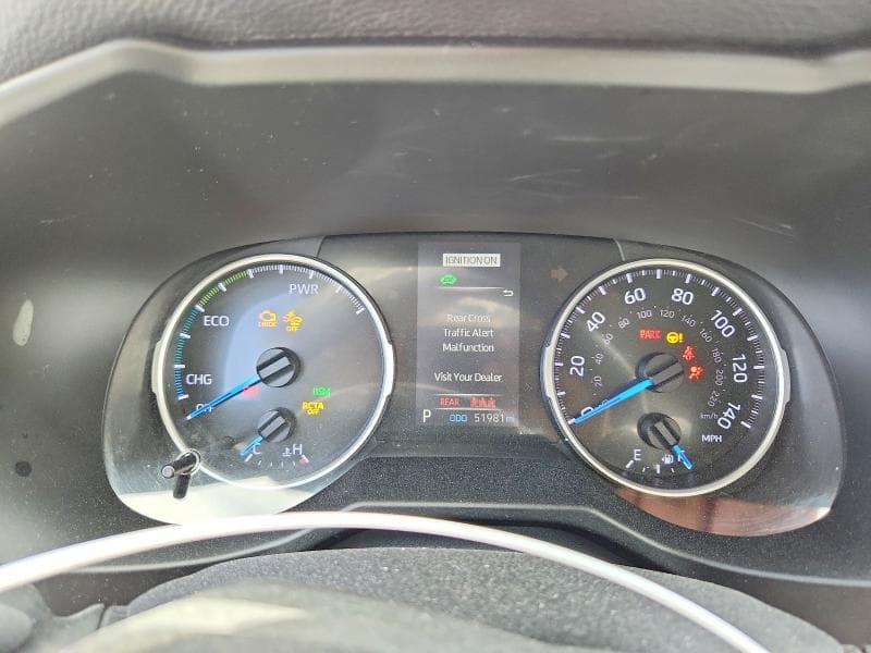 2020 TOYOTA RAV4 HYBRID XLE 9