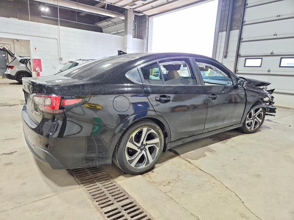 2022 SUBARU LEGACY LIMITED 3