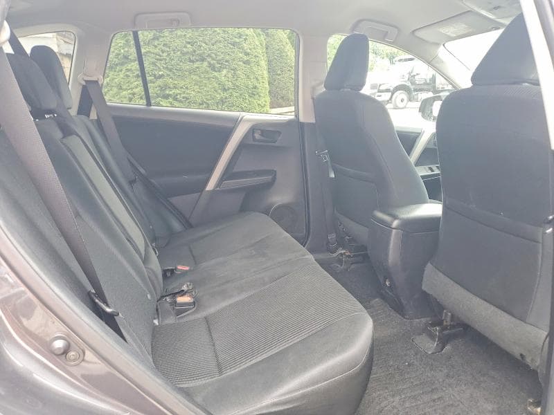 2017 TOYOTA RAV4 LE 11