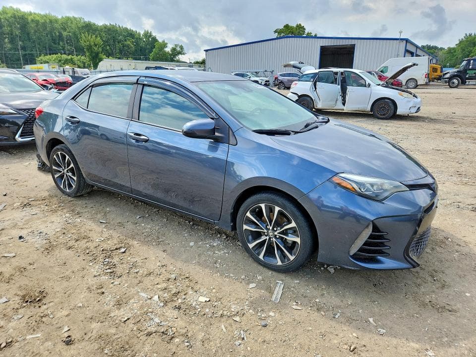 2019 TOYOTA COROLLA SE 4