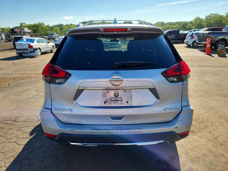 2017 NISSAN ROGUE SV 6