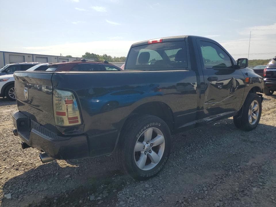 2017 RAM 1500 ST 3