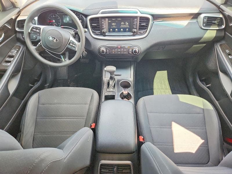 2019 KIA SORENTO L 8