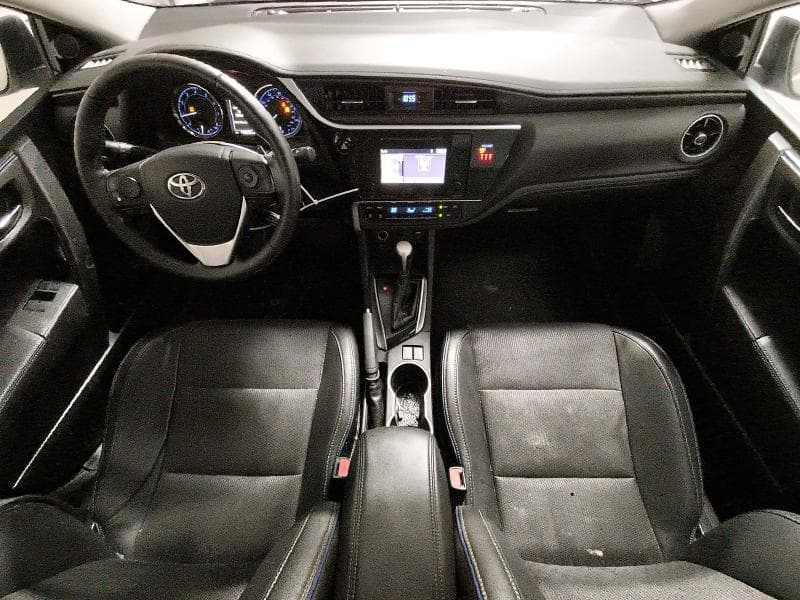 2019 TOYOTA COROLLA SE 8