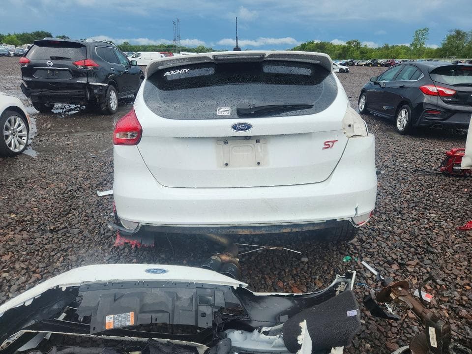 2017 FORD FOCUS ST 6