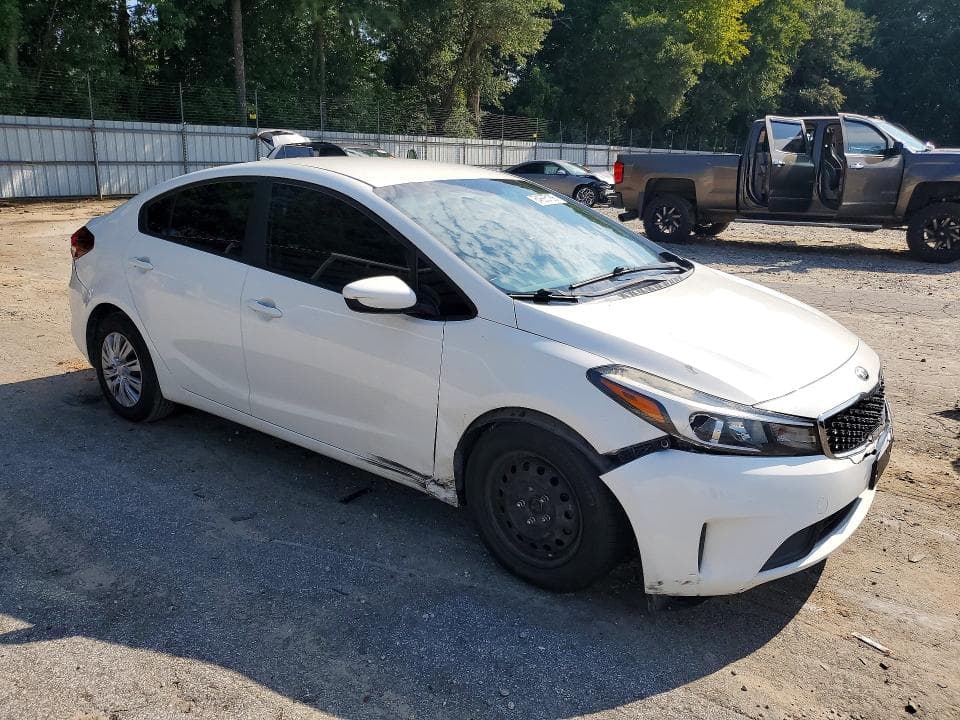 2017 KIA FORTE LX 4