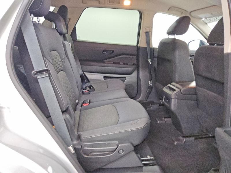 2025 NISSAN PATHFINDER S 11