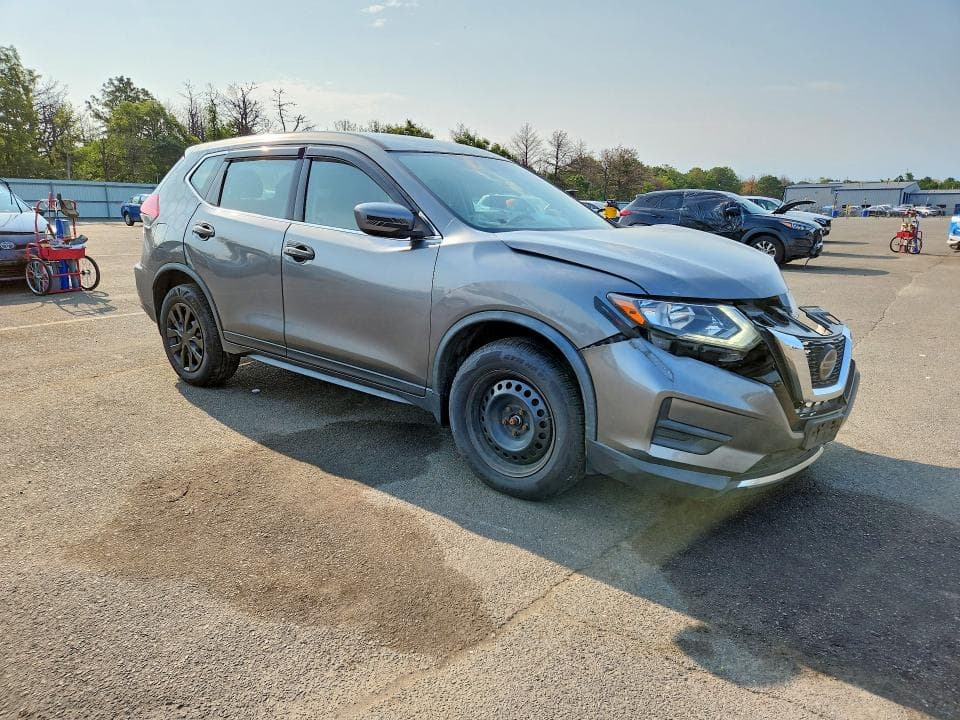 2018 NISSAN ROGUE S 4