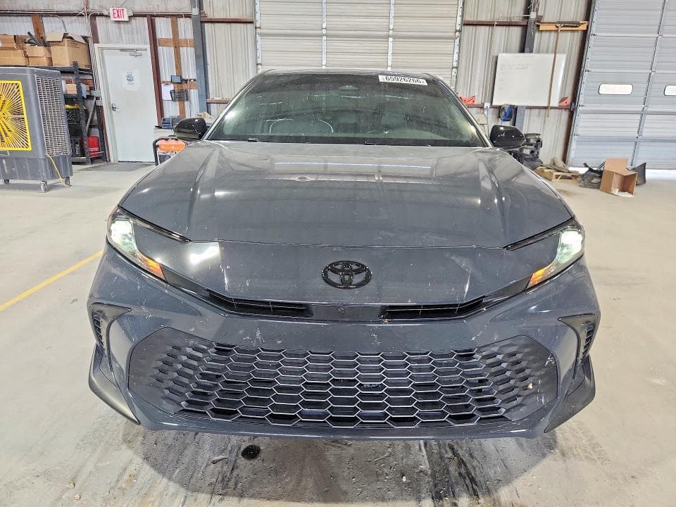 2026 TOYOTA CAMRY SE 5