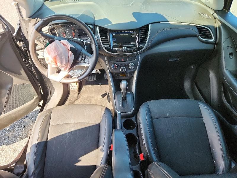 2018 CHEVROLET TRAX 1LT 8