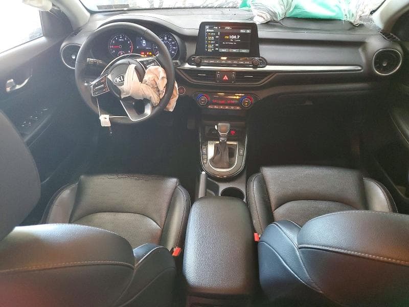 2019 KIA FORTE EX 8