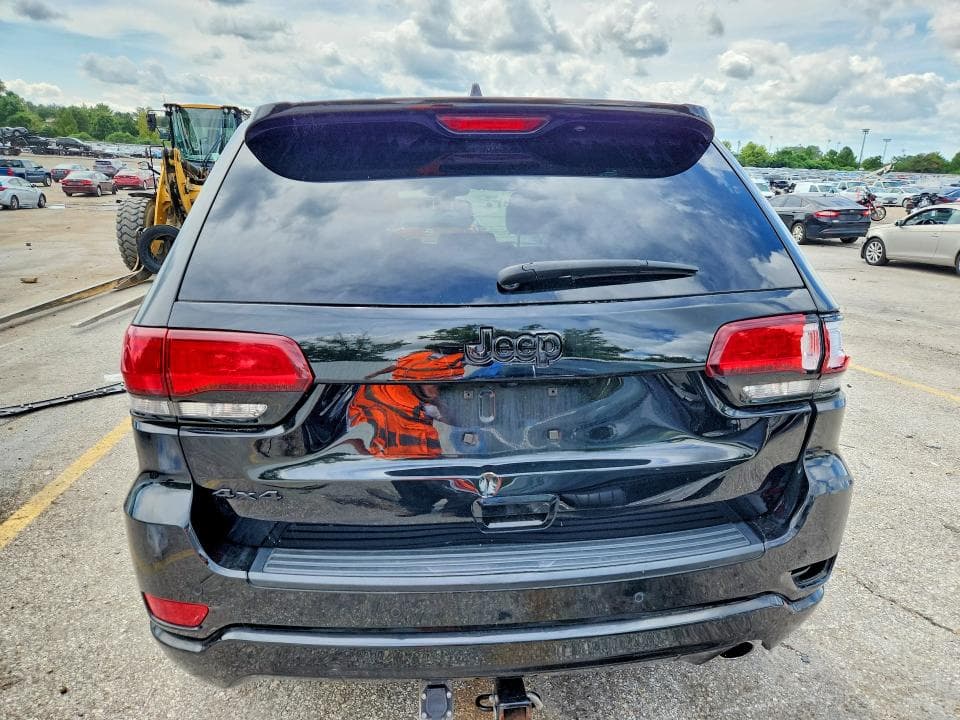 2018 JEEP GRAND CHEROKEE LAREDO 6
