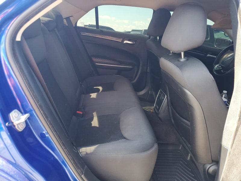 2018 CHRYSLER 300 TOURING 10