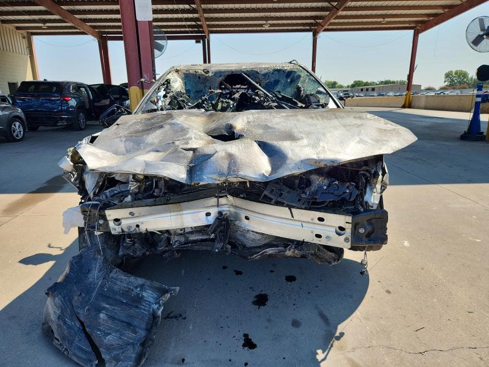 2019 TOYOTA CAMRY SE 5