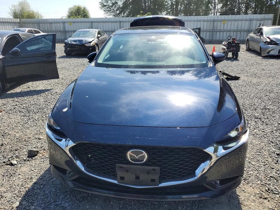 2023 MAZDA 3 PREFERRED 5