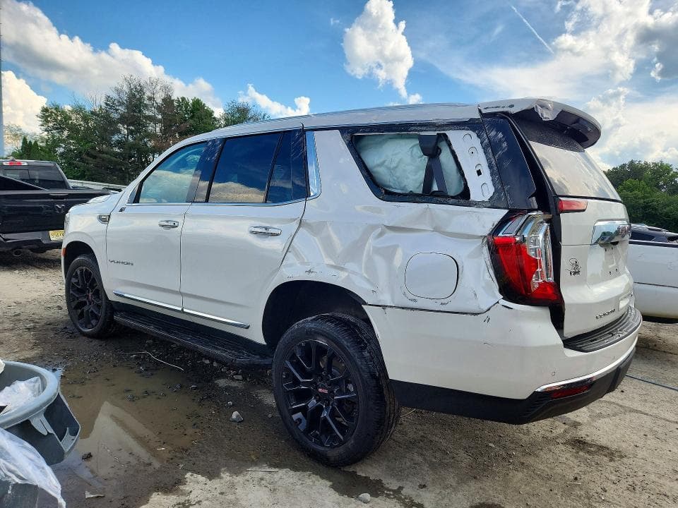 2023 GMC YUKON SLT 2