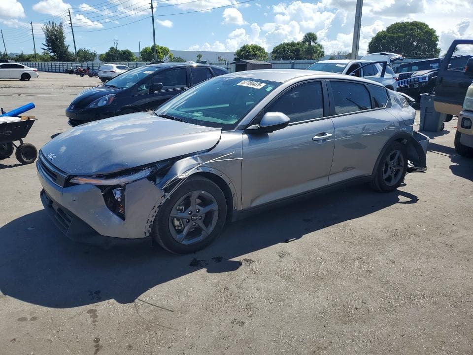 2025 KIA K4 LXS - 1