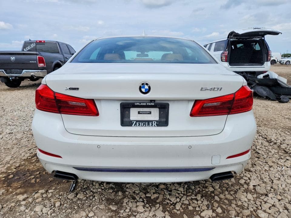 2018 BMW 540 XI 6