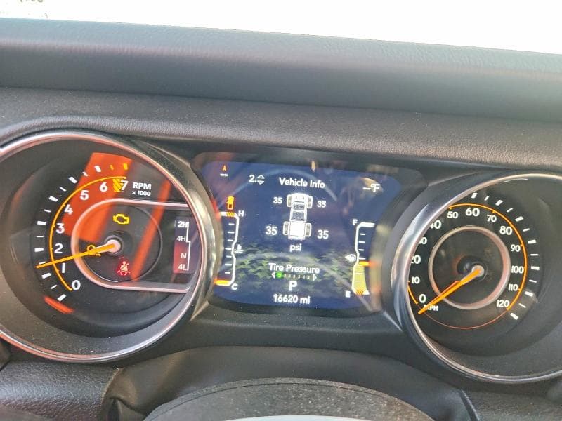 2023 JEEP GLADIATOR OVERLAND 9