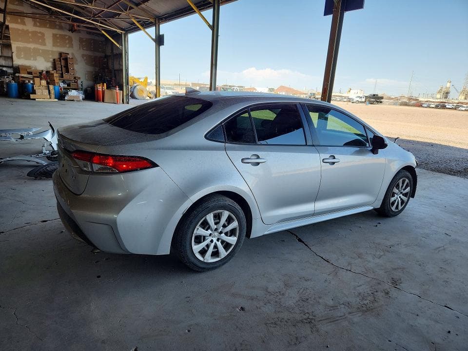 2022 TOYOTA COROLLA LE 3