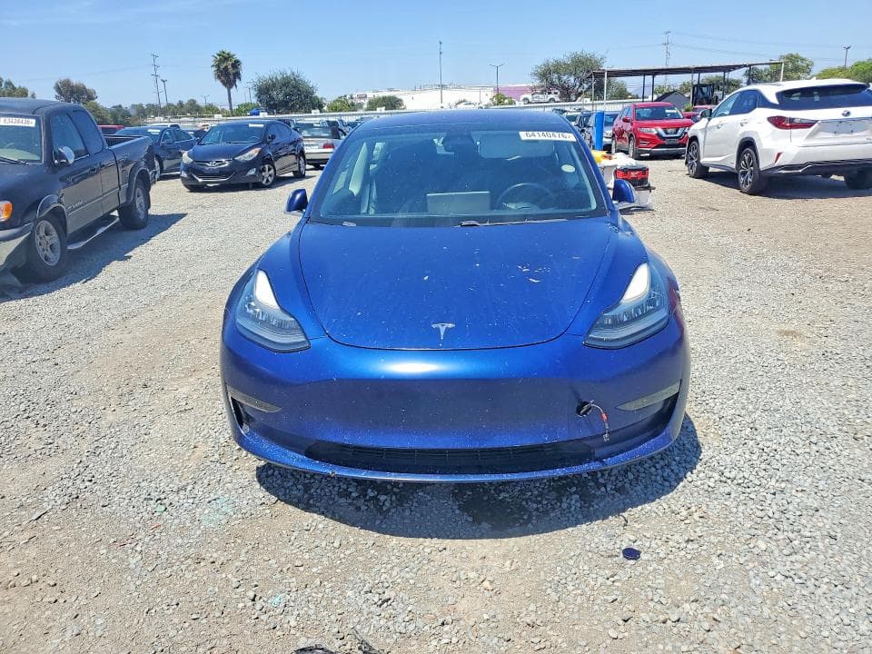 2018 TESLA MODEL 3 5