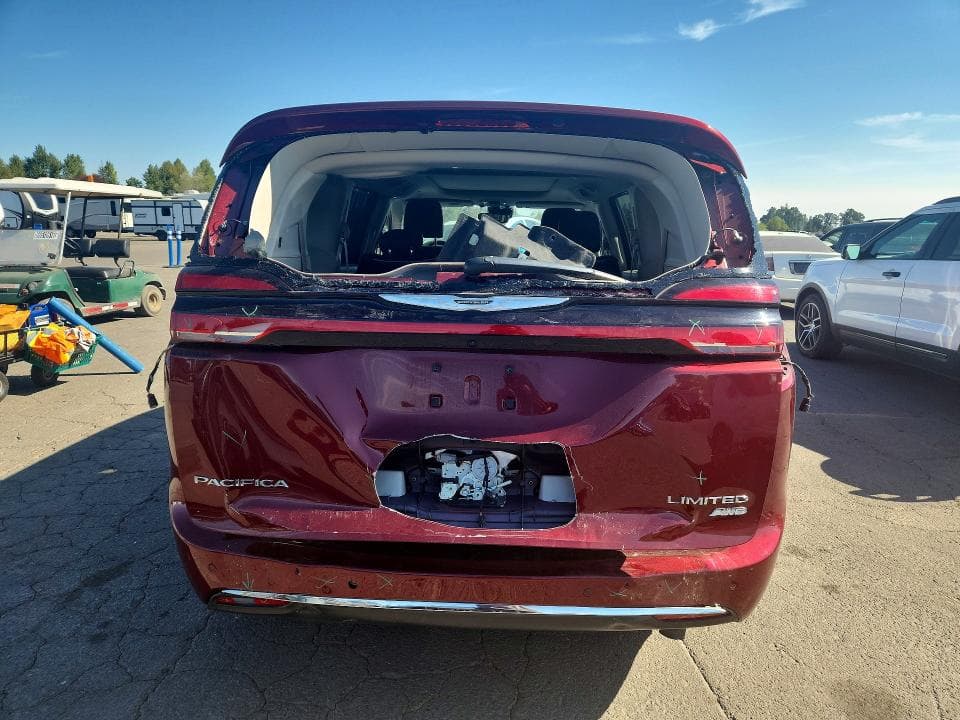 2022 CHRYSLER PACIFICA LIMITED 6