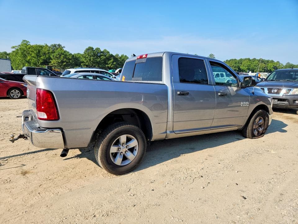 2023 RAM 1500 CLASSIC SLT 3
