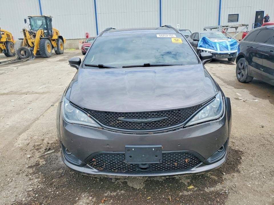2019 CHRYSLER PACIFICA TOURING L 5