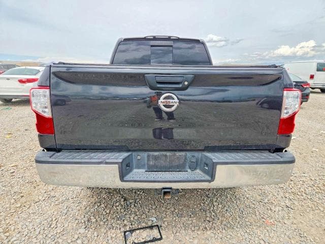 2017 NISSAN TITAN XD SV 6