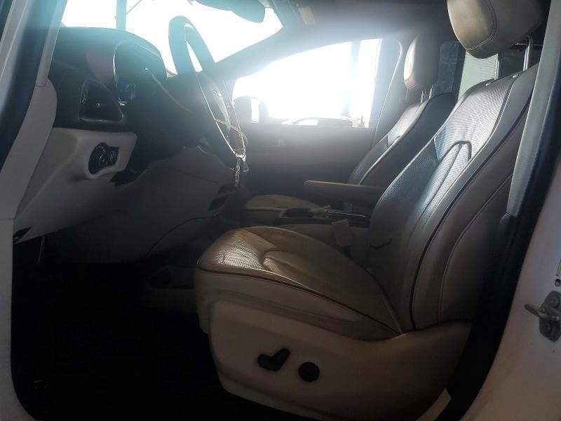 2019 CHRYSLER PACIFICA LIMITED 7