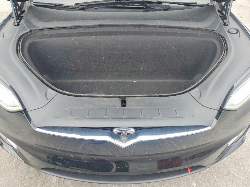 2020 TESLA MODEL X 11