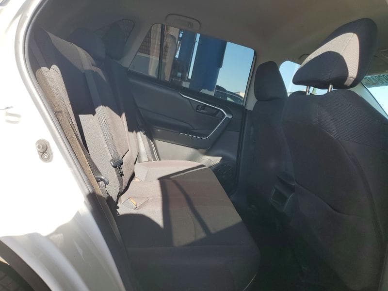 2019 TOYOTA RAV4 LE 10