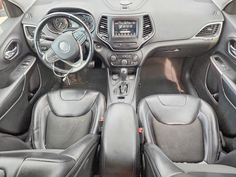 2019 JEEP CHEROKEE LATITUDE PLUS 8