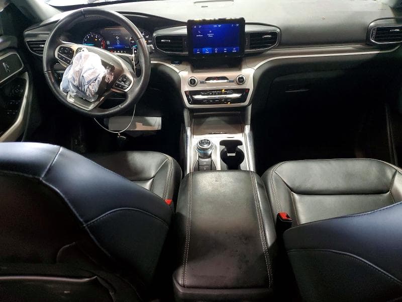 2022 FORD EXPLORER XLT 8