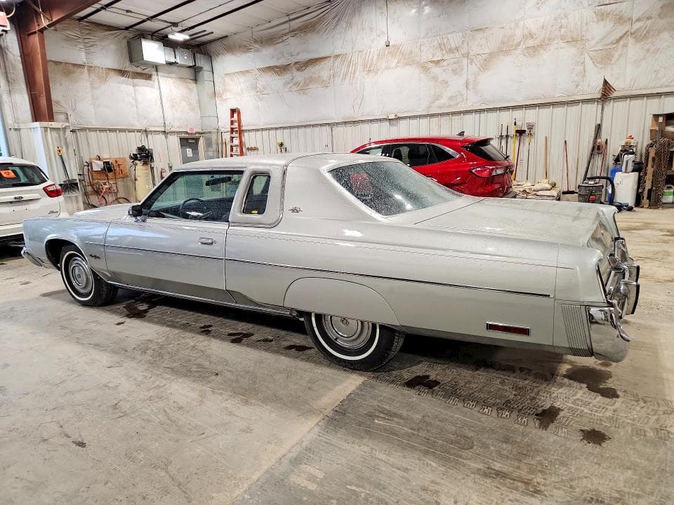 1976 CHRYSLER NEW YORKER 2