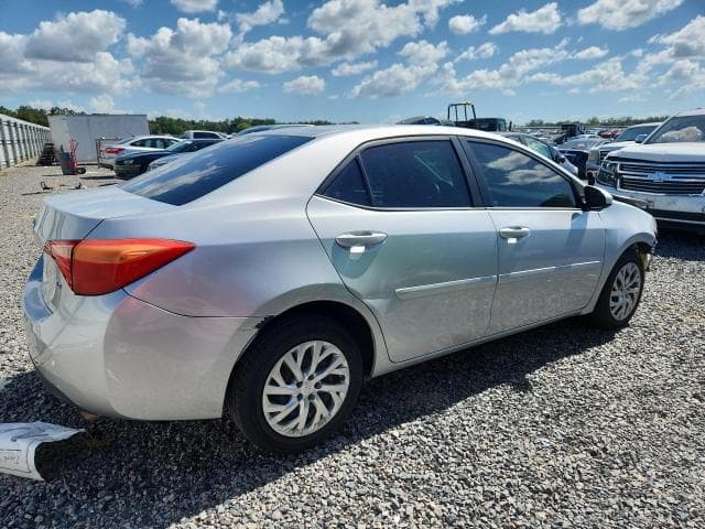 2017 TOYOTA COROLLA LE 3