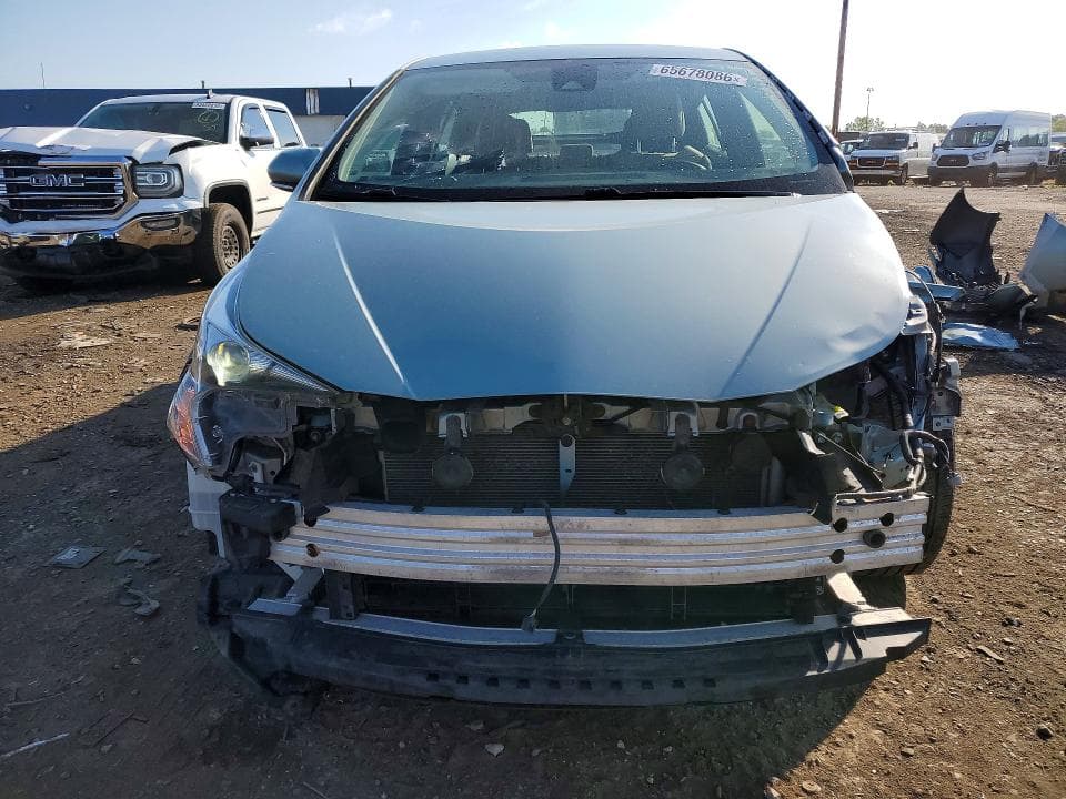 2017 TOYOTA PRIUS TWO 5