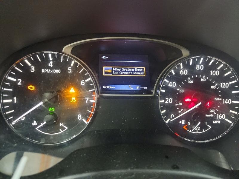 2017 NISSAN PATHFINDER SL 9