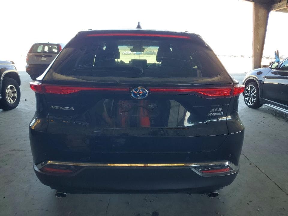 2022 TOYOTA VENZA XLE 6