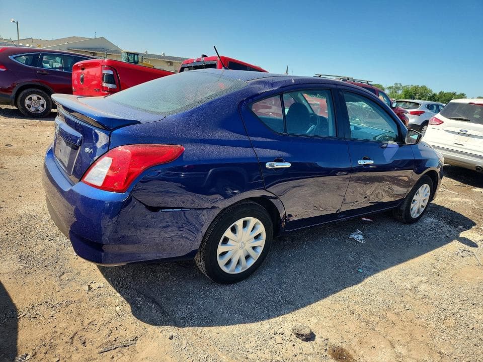 2018 NISSAN VERSA SV 3